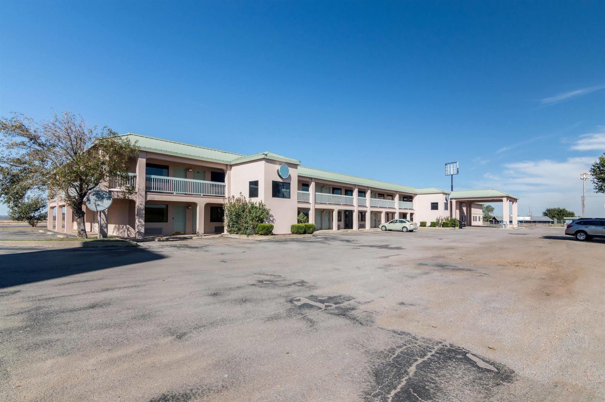 Motel 6 Erick Extérieur photo